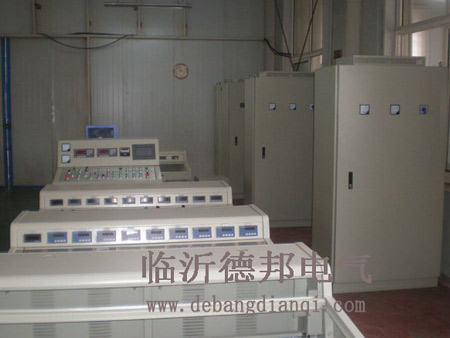 PLC、觸摸屏控制系統(tǒng)212